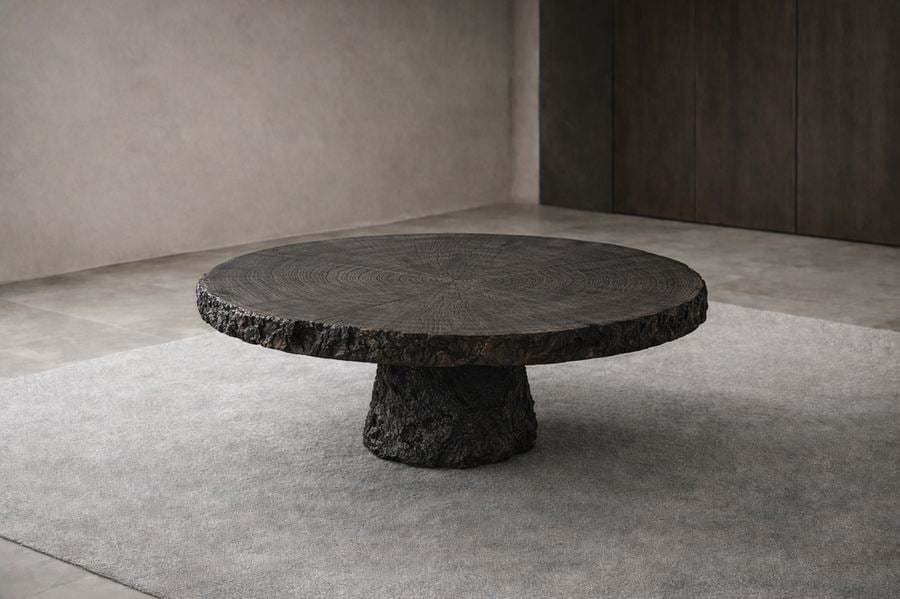 Subfossil oak table